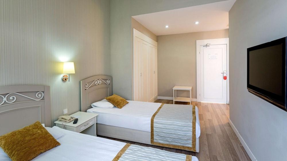 Resort Sherwood Greenwood Kemer